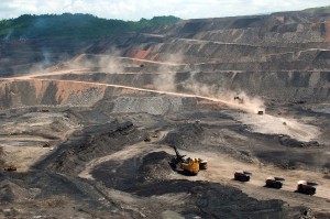 La minería en Colombia aporta el 2,6% de la economía.